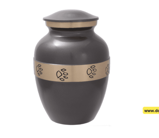 Your Compassionate Guide to Selecting an Urn That Withstands the Storms Your Compassionate Guide to Selecting an Urn That Withstands the Storms