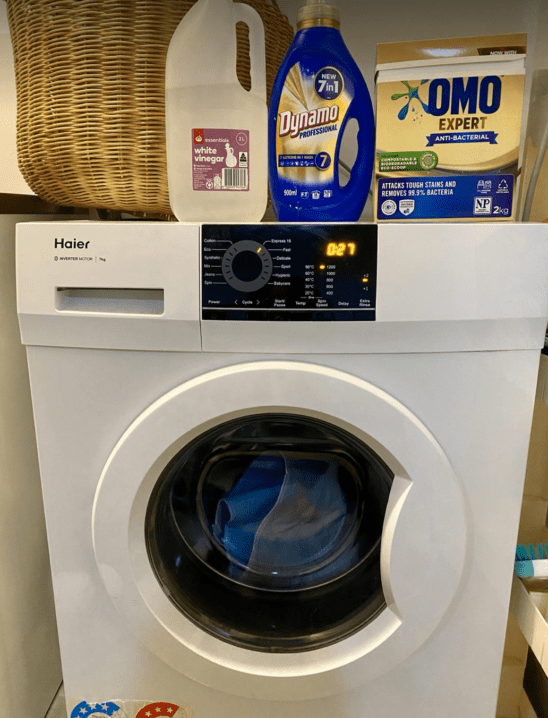 Remove Urine Smell from Reusable Pee Pads in a Washing Machine Using Vinegar