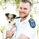 主任警部が保護犬トビーで誕生日を祝う: 心温まる物語」